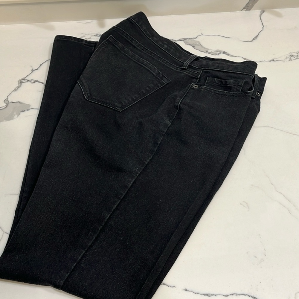 Old Navy curvy profile black denim jeans